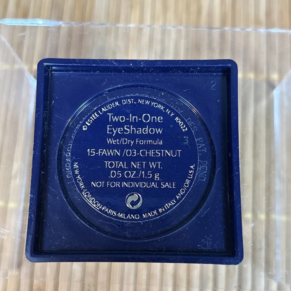 ESTEE‎ LAUDER Two-In-One EyeShadow Wet/Dry Formula 14- Fawn 03 - Chestnut .05 oz